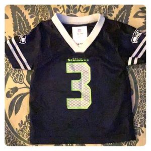 NFL TEAM APPAREL kids Wilson jersey.